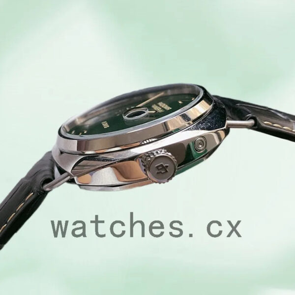 Panerai Radiomir PAM00735-001 Men’s 44mm Green Dial Automatic Replica Watches - Image 3