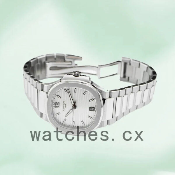 Patek Philippe Nautilus 7118/1A-010 Ladies 32mm Quartz White Dial Replica Watches