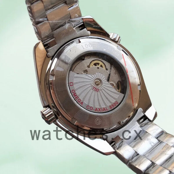 Omega Seamaster Men 232.30.42.21.01.002 41mm Black Dial Replica Watches - Image 4