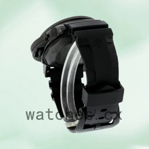Panerai Submersible Men’s PAM01039 47mm Rubber Band Replica Watches - Image 4