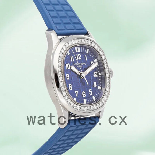 Patek Philippe Aquanaut 5067A-022 Ladies 32mm Blue Dial Replica Watches
