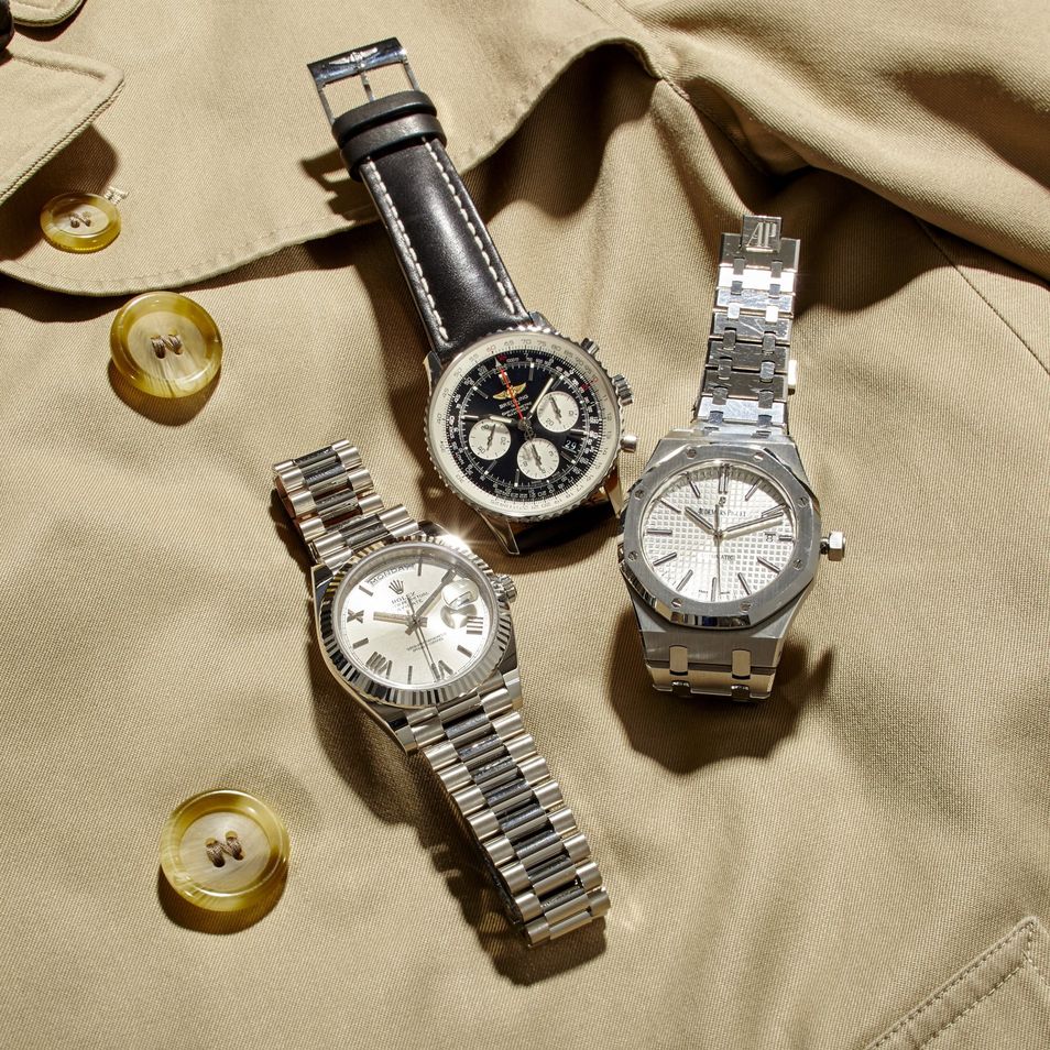What pitfalls to avoid when purchasing replica watches online?