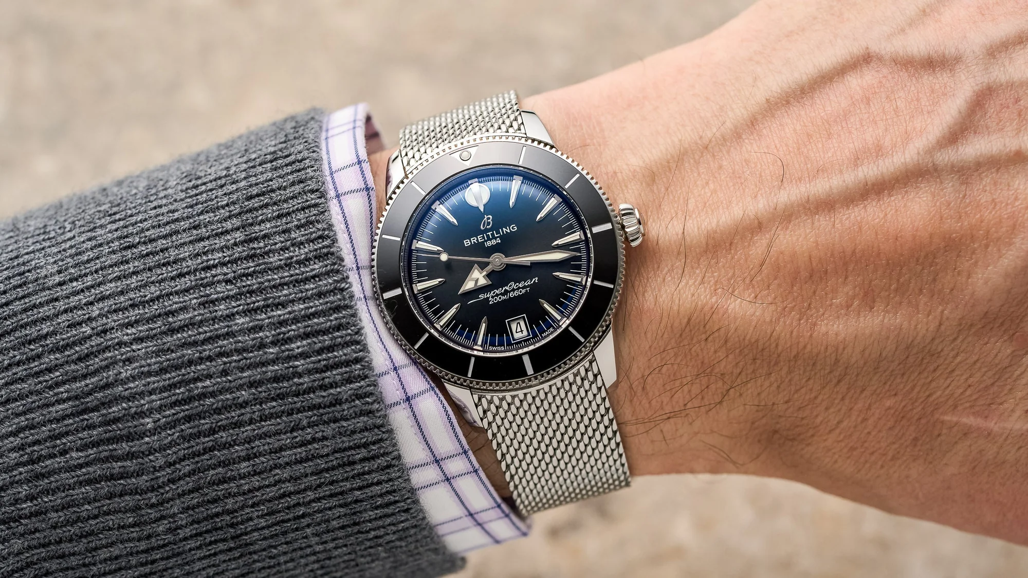 Comparison of different brands offering superocean heritage replicas best breitling replica 2025