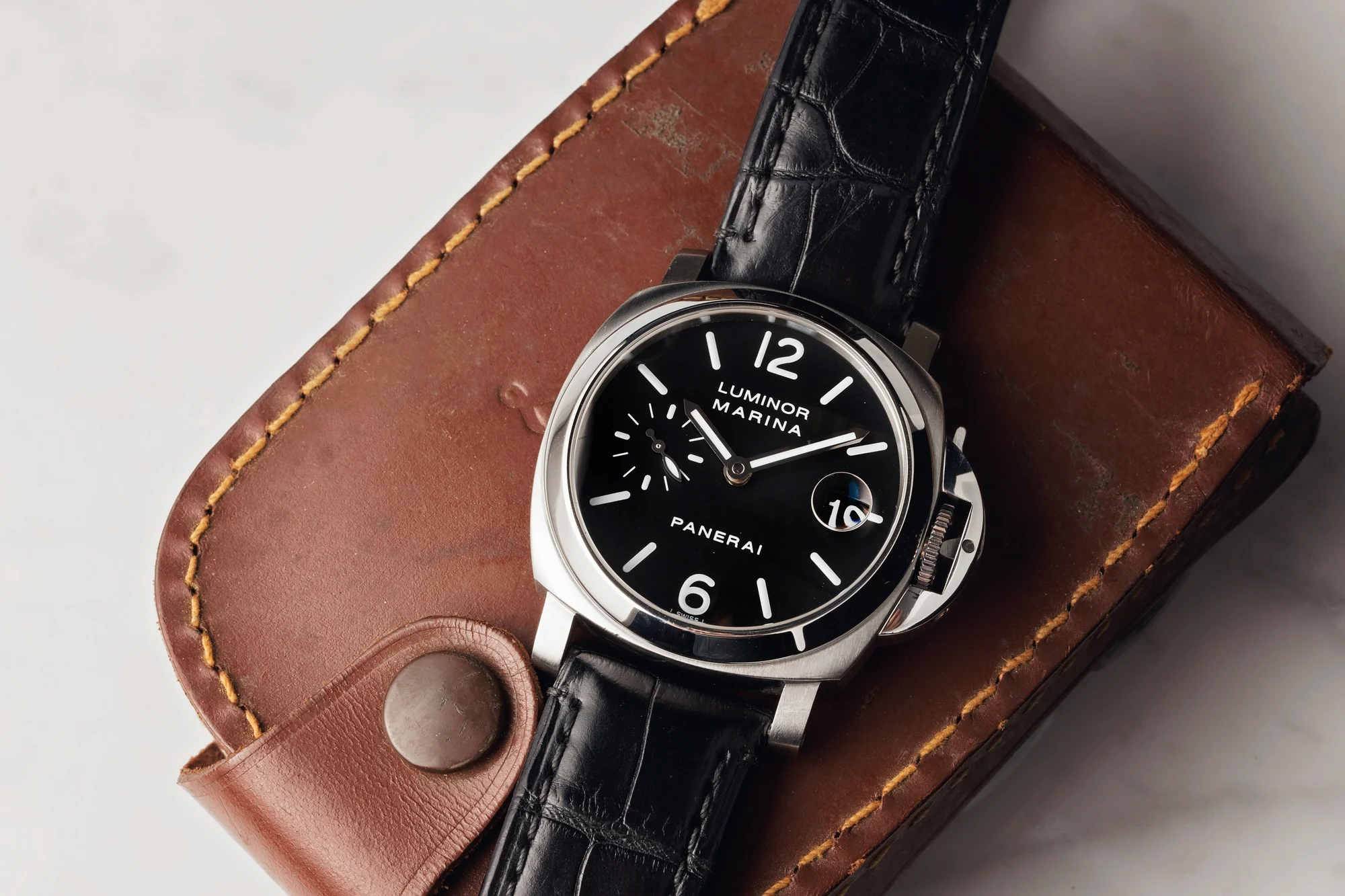 Benefits of choosing a 1:1 clone watch panerai luminor marina 44mm review