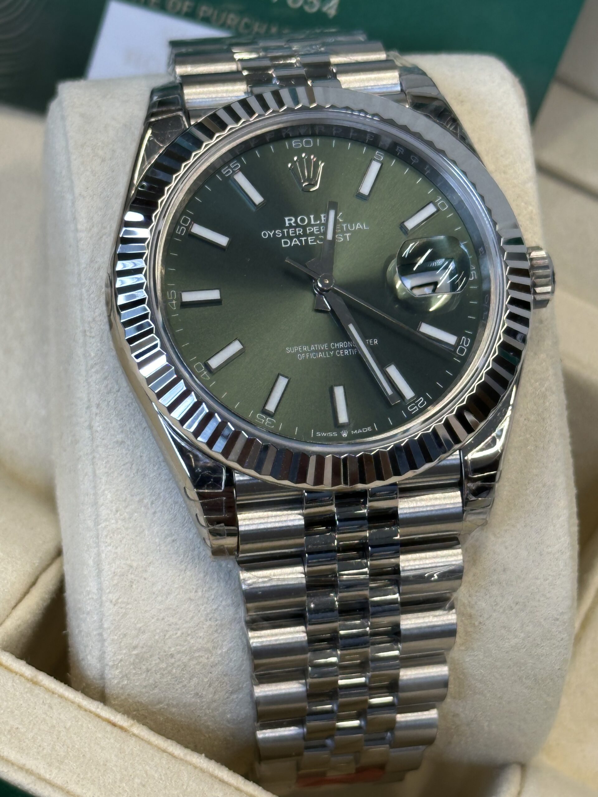 Price comparison: super clone vs. authentic Rolex Datejust