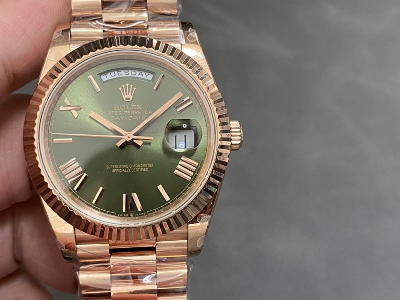 Materials used in super clone watches